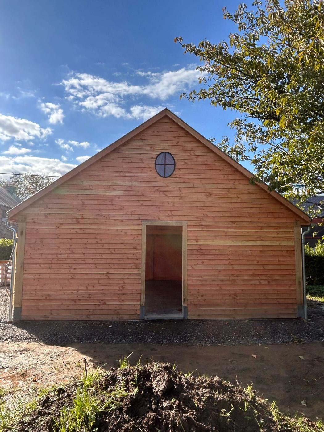 Annexe à croupes et carport en chêne — La Bruyère — étape 4
