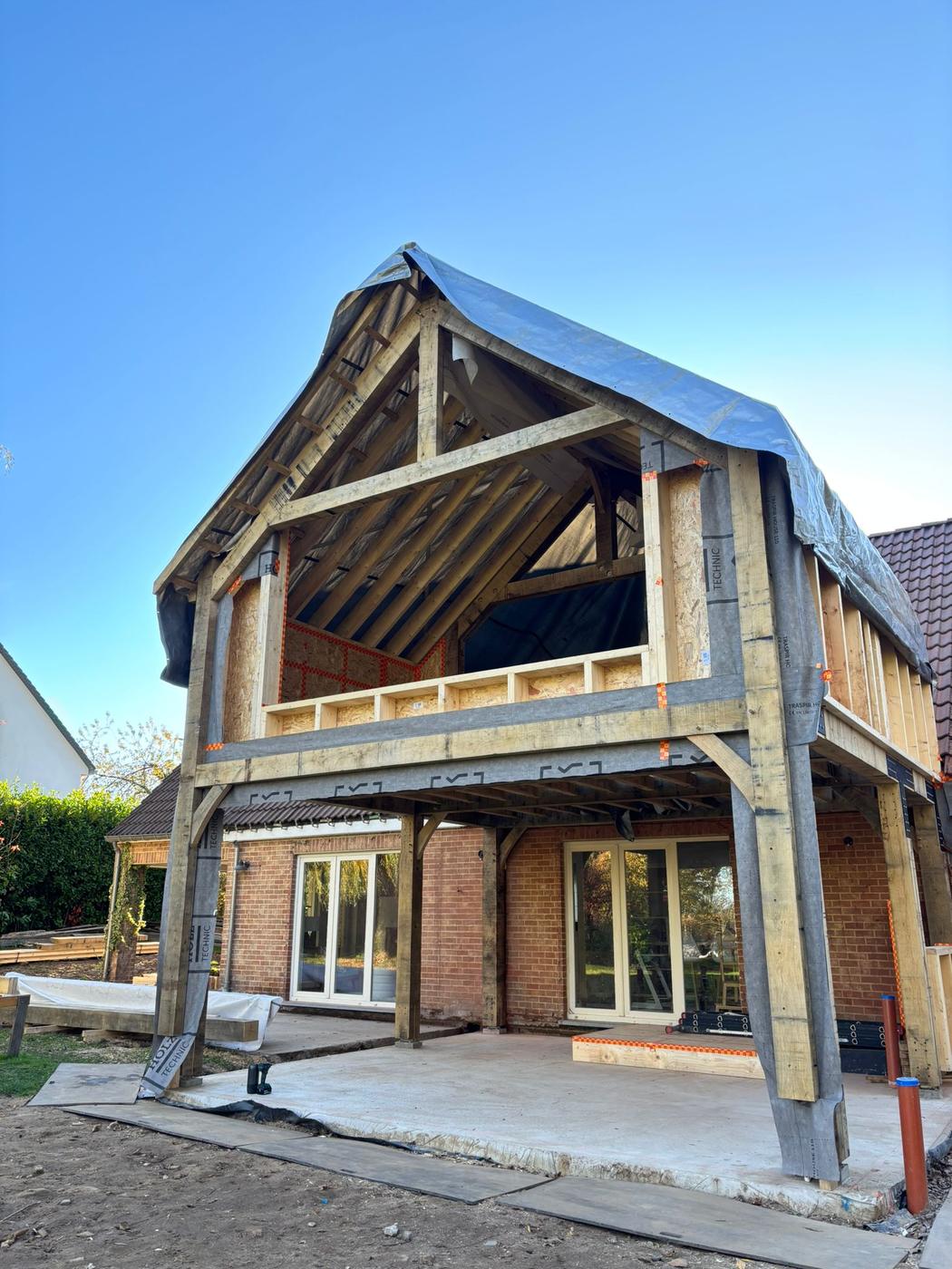 Annexe en chêne aux pignons vitrés — Brabant wallon — étape 1