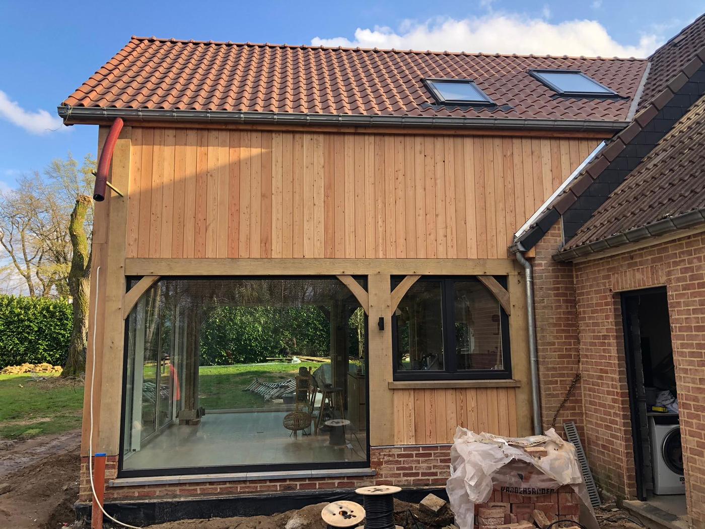 Annexe en chêne aux pignons vitrés — Brabant wallon — étape 3
