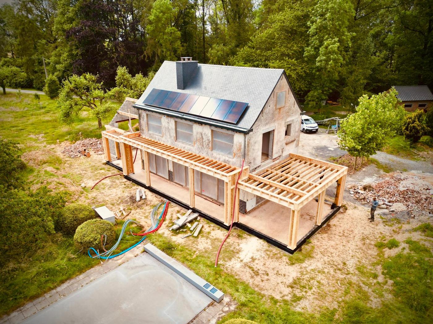 Annexe en chêne à terrasse d’étage — Ciney — étape 1