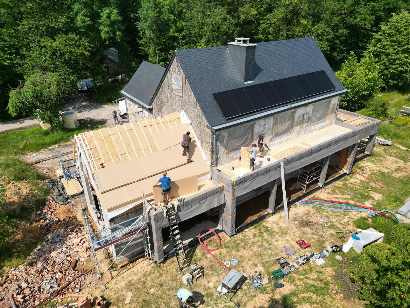 Annexe en chêne à terrasse d’étage — Ciney — étape 1