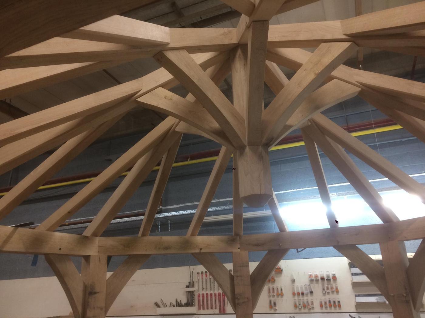 Kiosque octogonal de Schola Nova — Incourt — étape 1