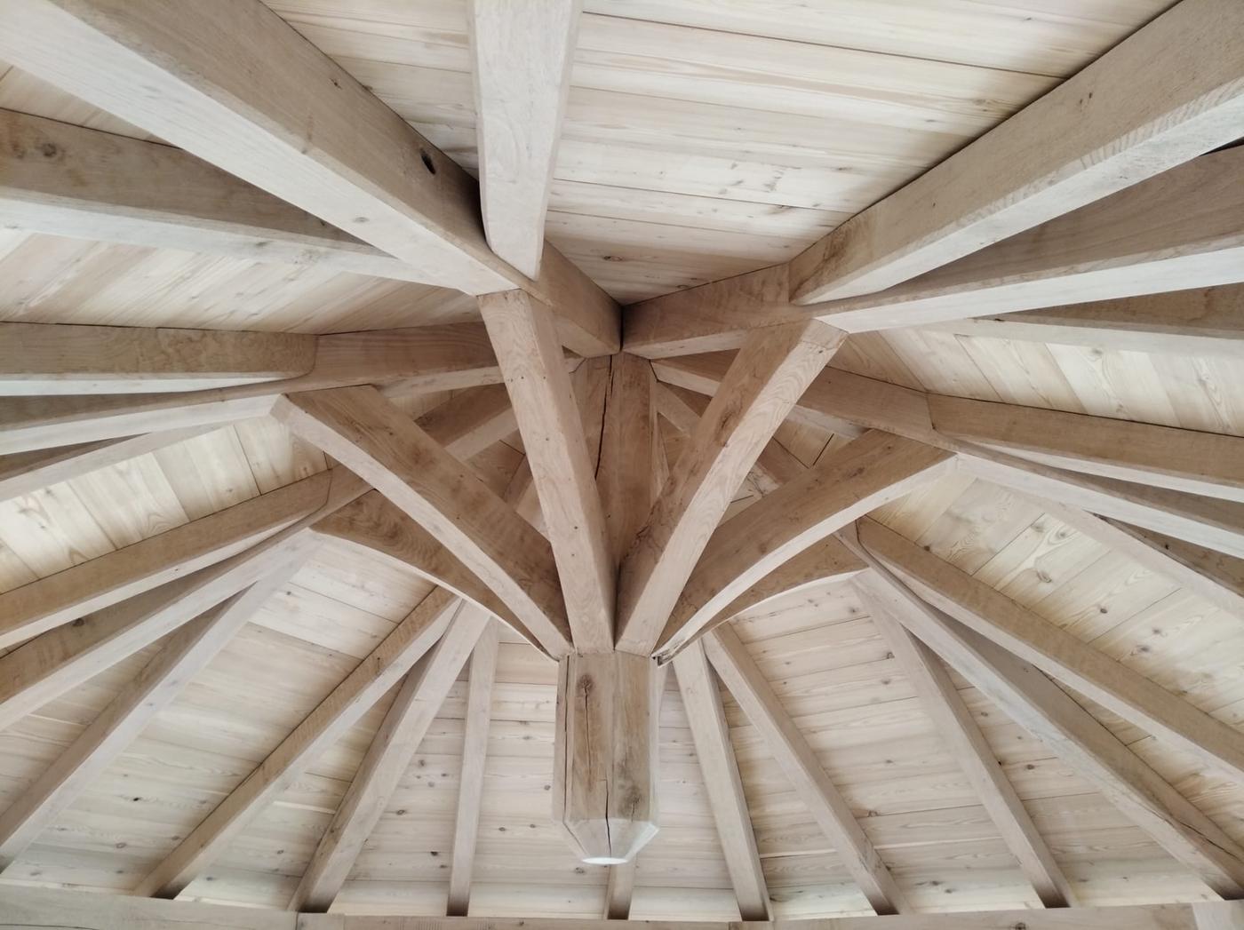 Kiosque octogonal de Schola Nova — Incourt — étape 2