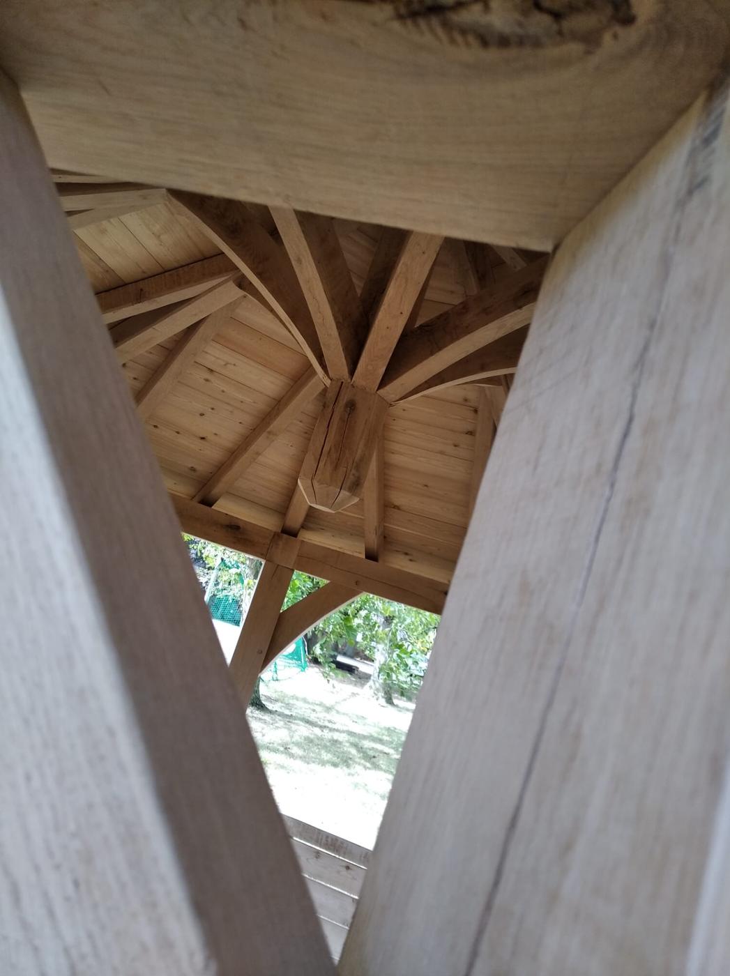 Kiosque octogonal de Schola Nova — Incourt — étape 2