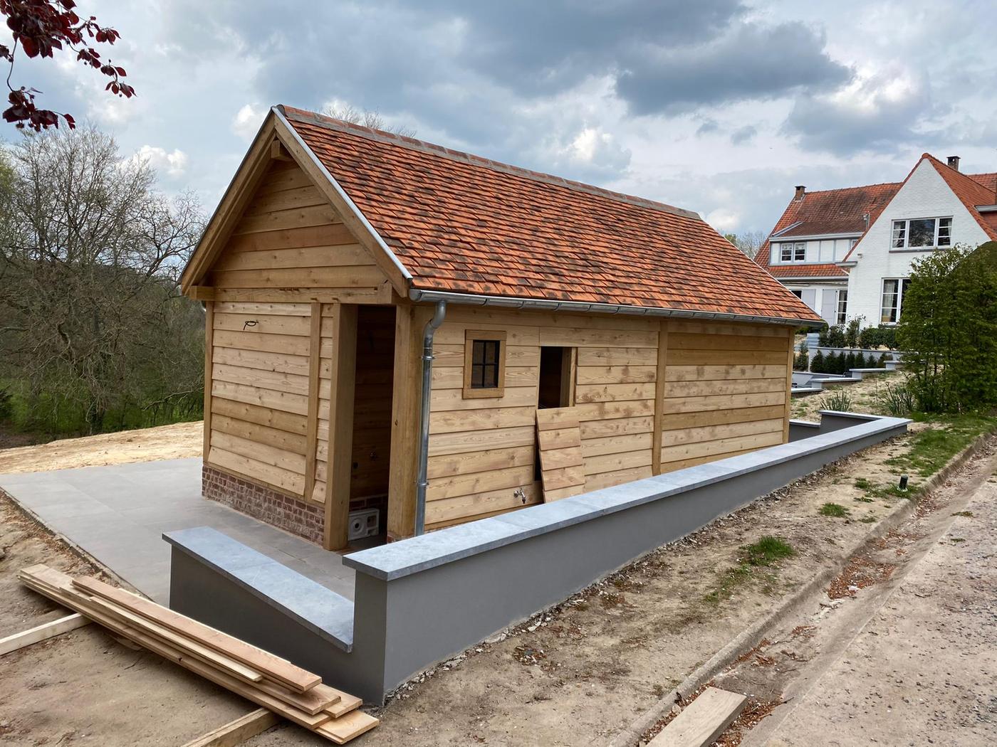 Pool-house en chêne à oculus — Lasne — étape 3