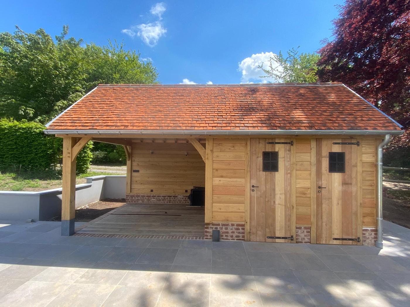 Pool-house en chêne à oculus — Lasne — étape 3