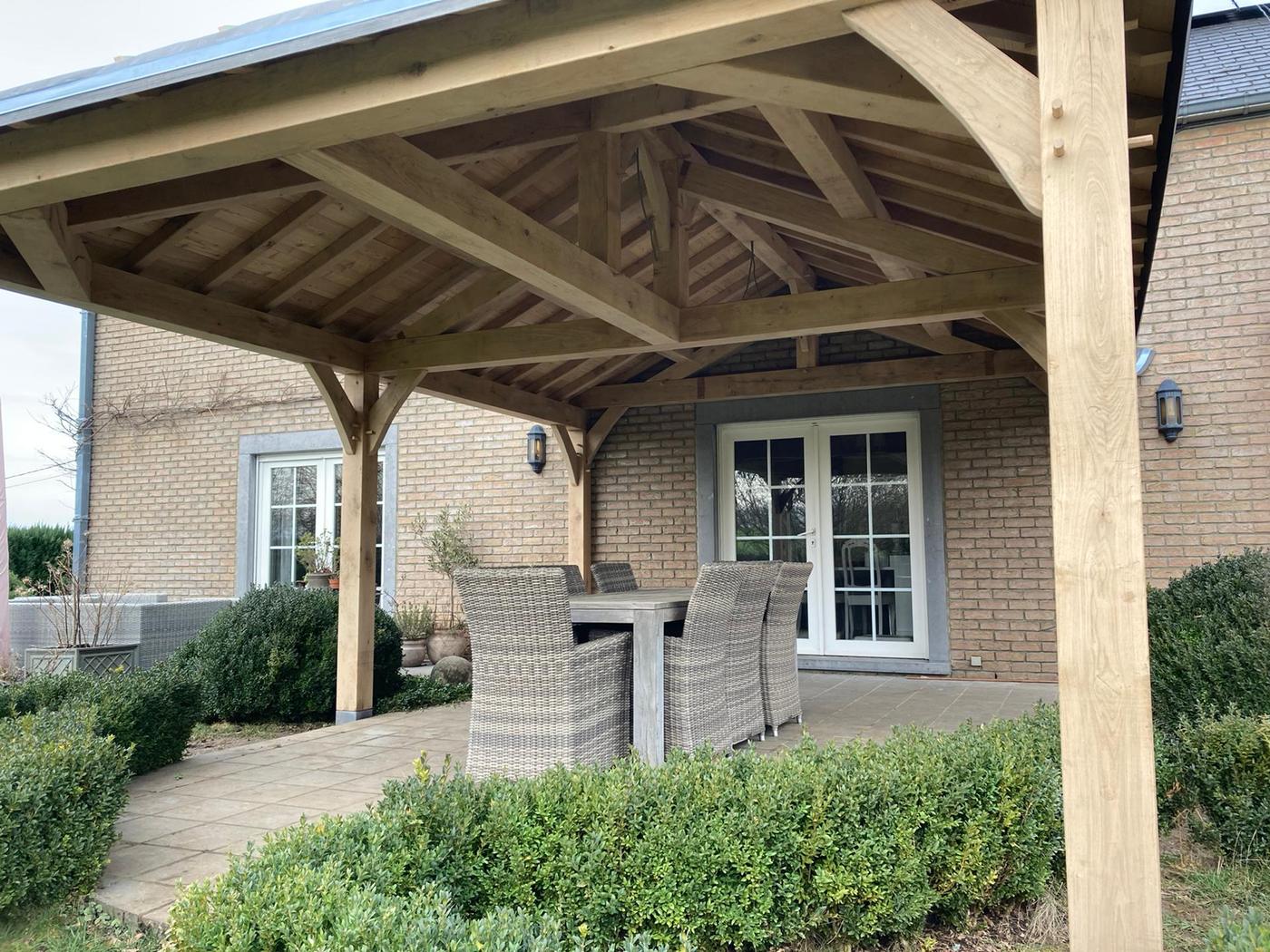 Terrasse couverte en chêne à trois versants — Jemeppe-sur-Sambre — étape 1