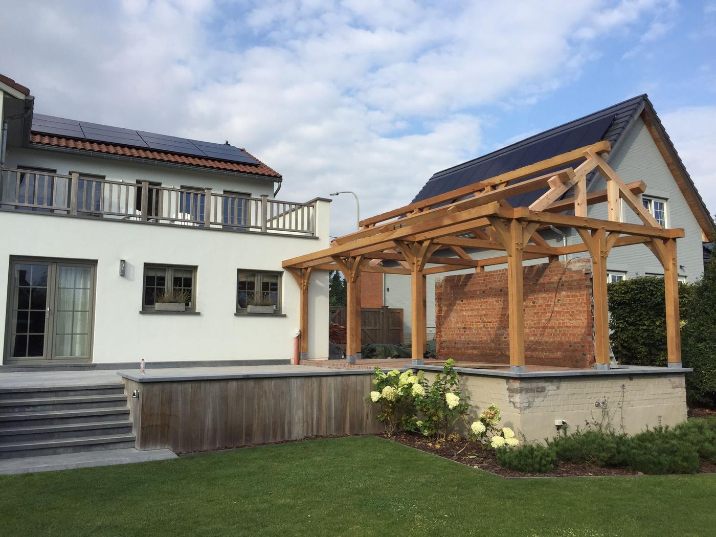 Terrasse couverte en iroko — Mons — étape 1
