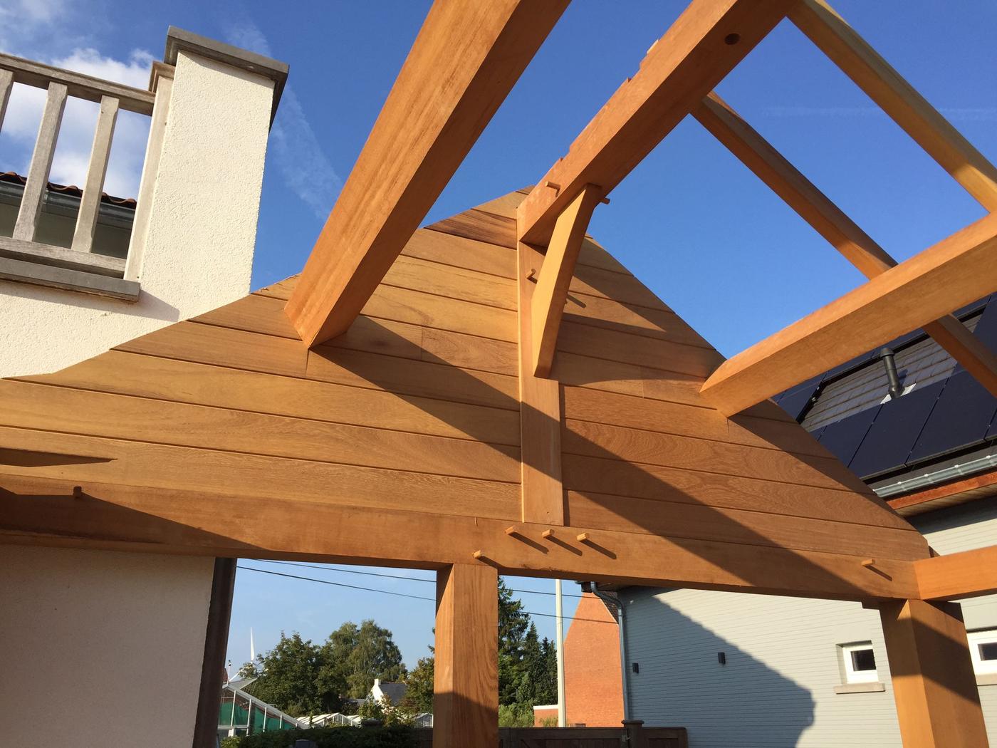 Terrasse couverte en iroko — Mons — étape 1