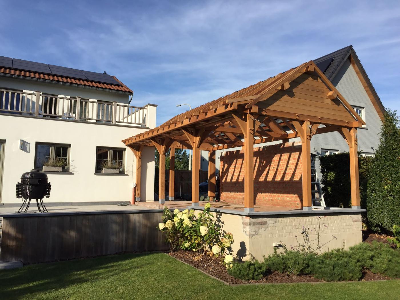 Terrasse couverte en iroko — Mons — étape 1
