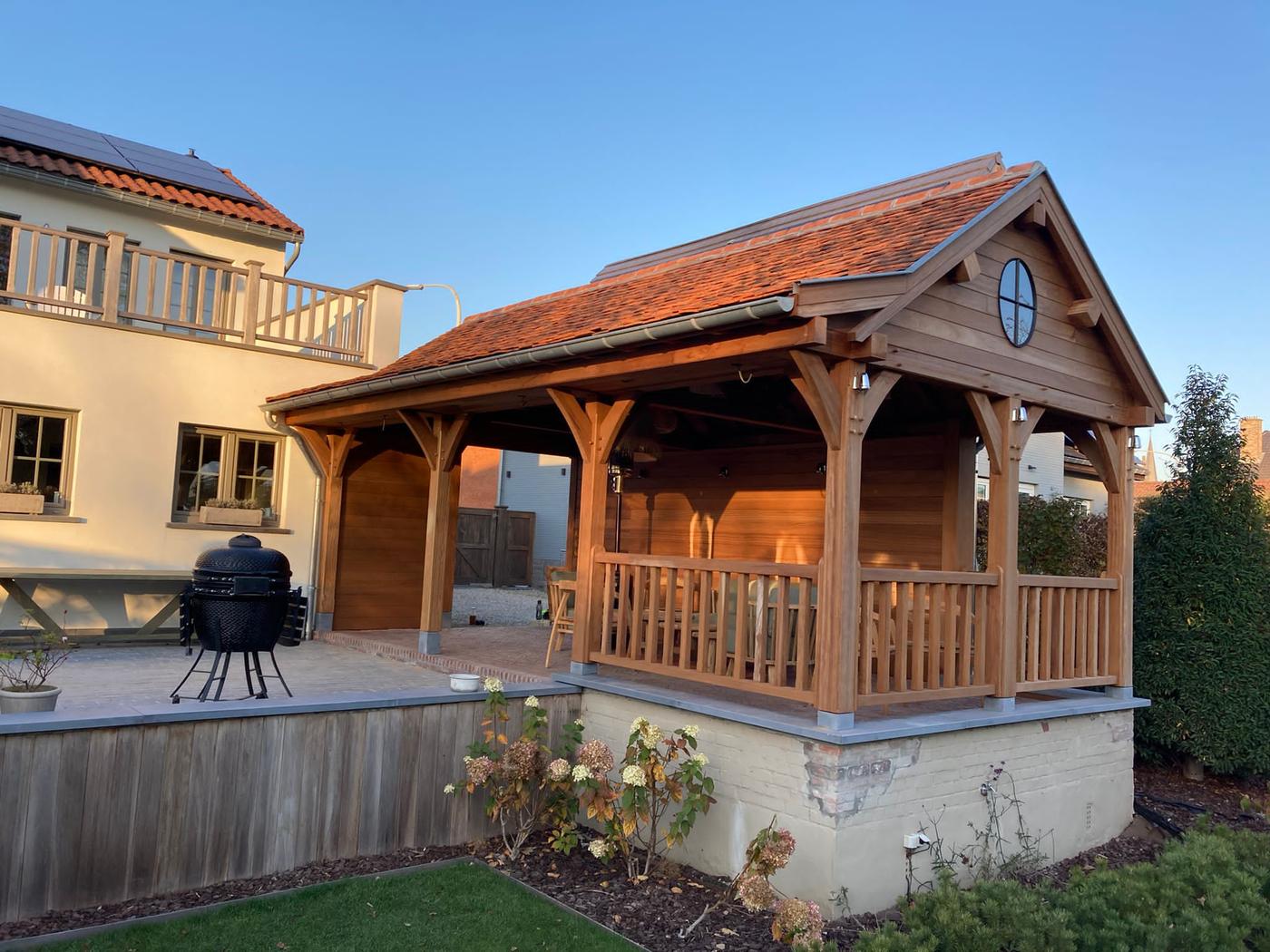Terrasse couverte en iroko — Mons — étape 3